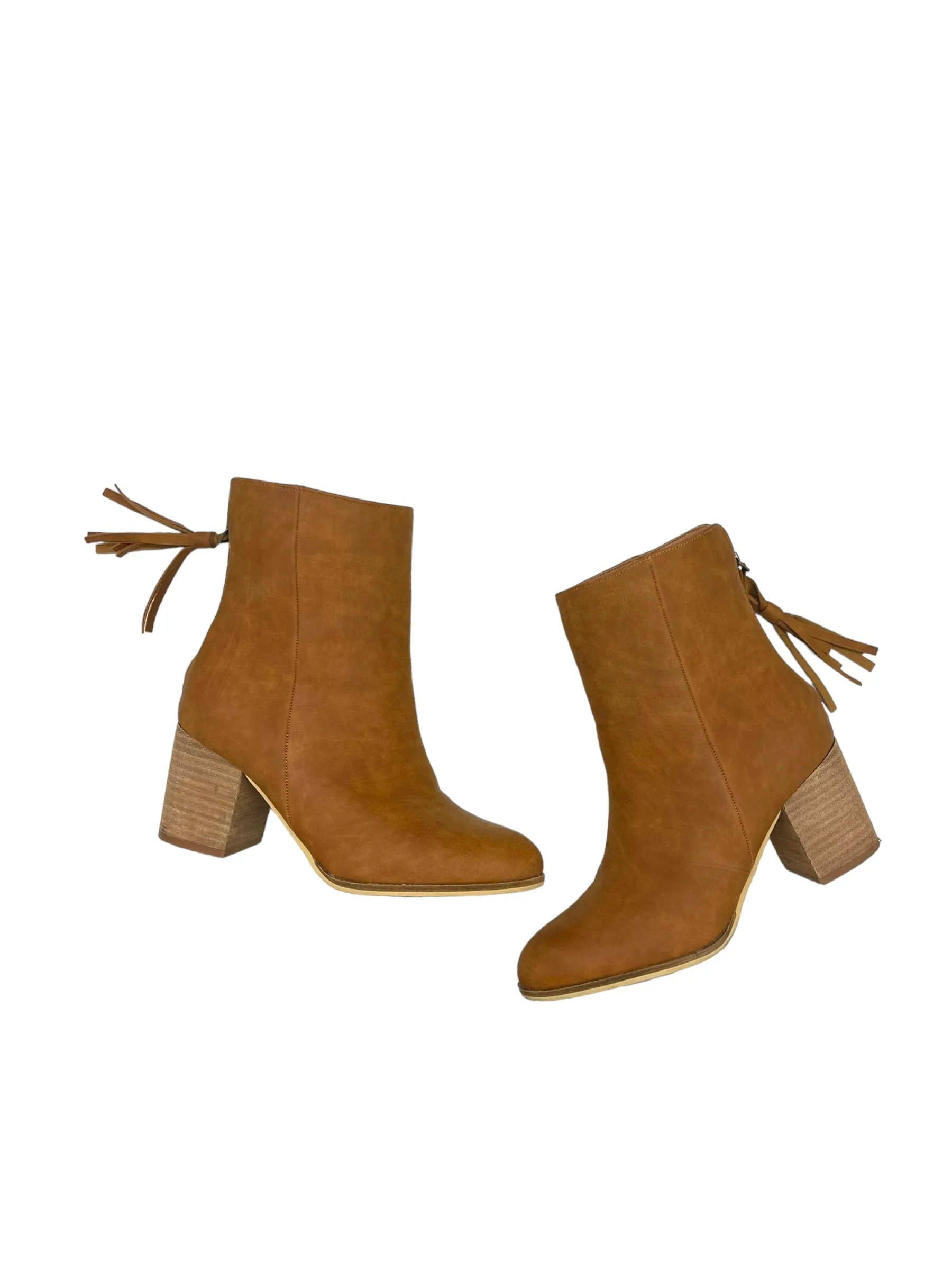 Boots Ankle Heels By Hey Girl  In Brown, Size: 6